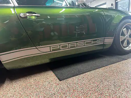 Review Image of Ivan Gutierrez